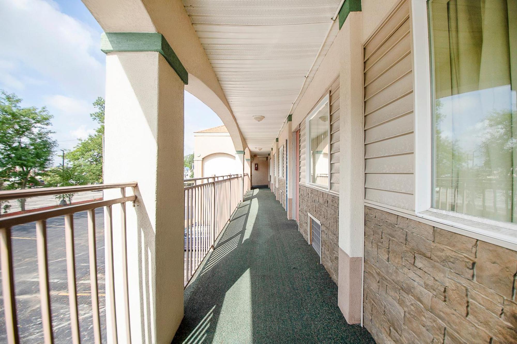 Hotel O Daylight Inn Elkhart I-90, In Luaran gambar