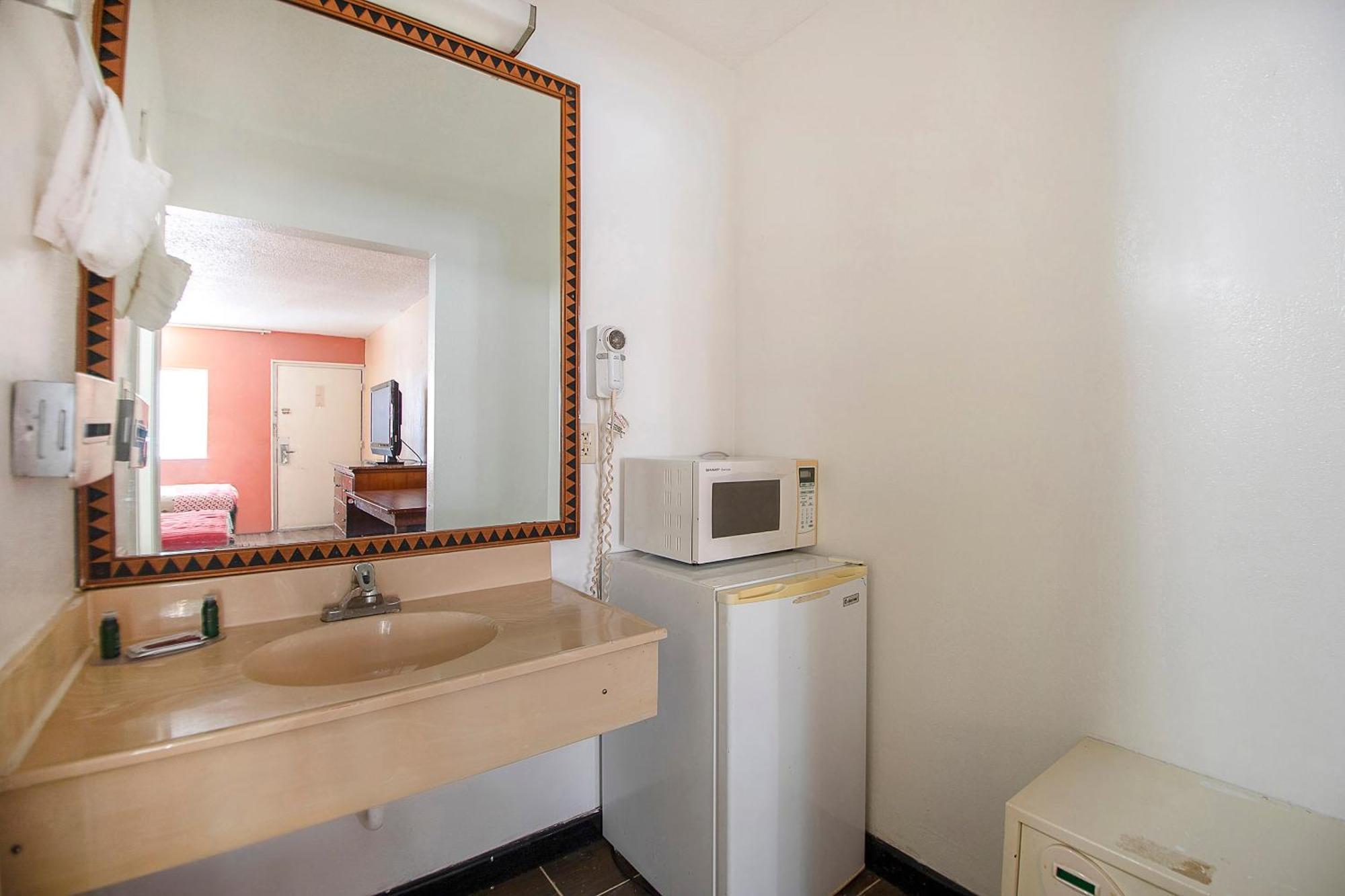 Hotel O Daylight Inn Elkhart I-90, In Luaran gambar